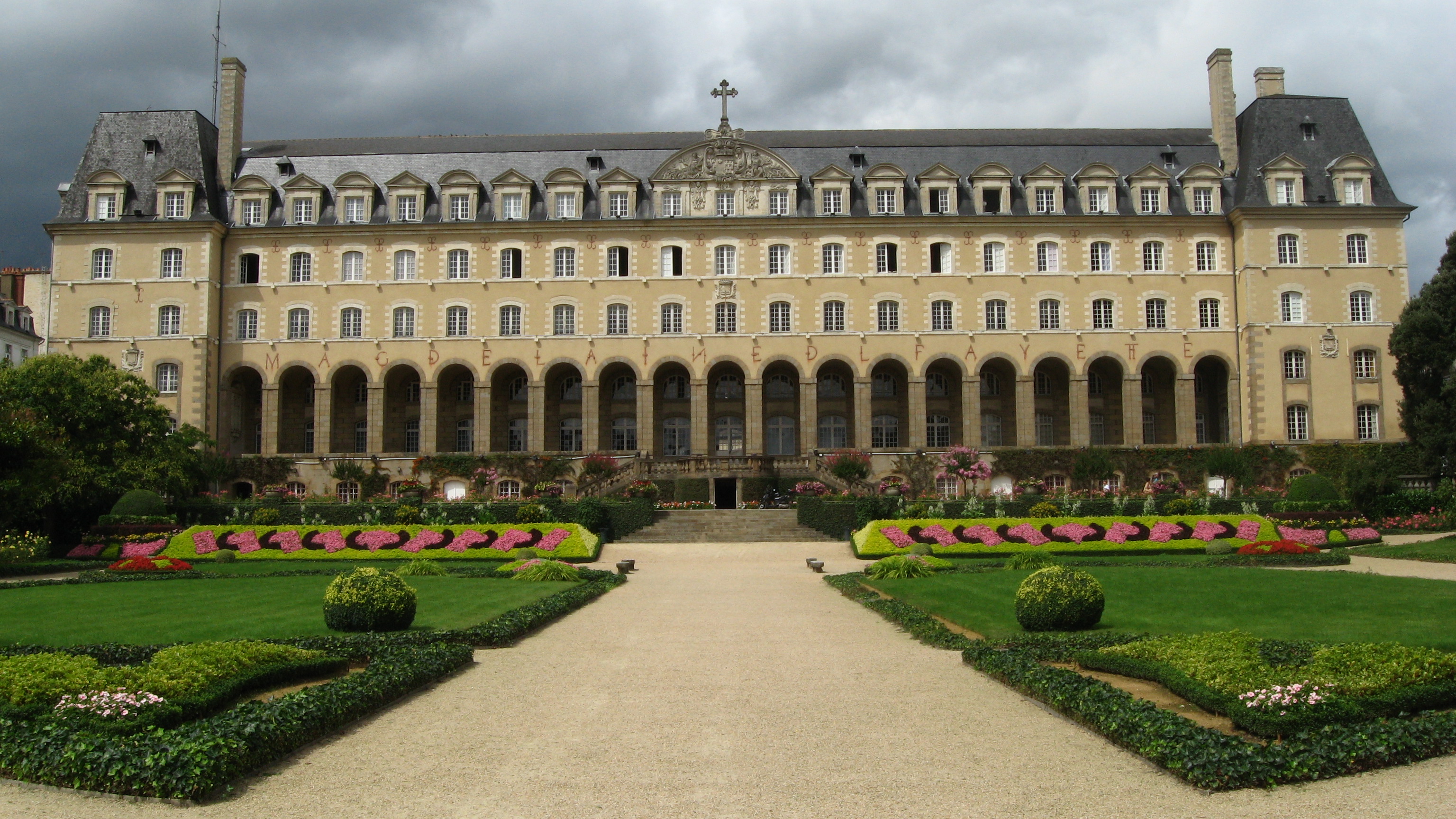 palais-saint-georges-rennes-ille-et-vilaine-bretagne