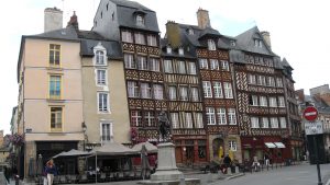place-du-champs-jacquet-rennes-ille-et-vilaine-bretagne
